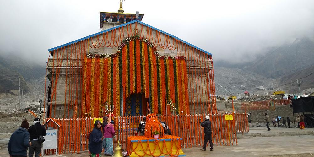 Easy booking of Cars for Chardham Yatra