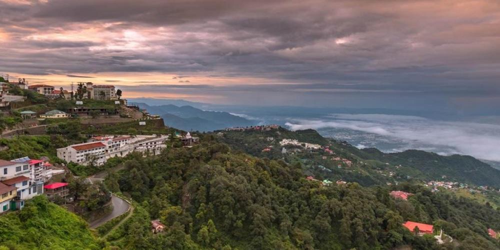 Best taxi for Uttarakhand from Delhi